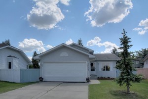 1120-41-St-NW-Edmonton-AB-T6L-large-001-Front-of-Home-1500x1000-72dpi